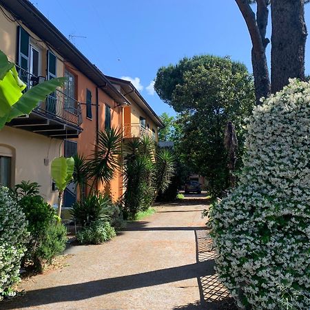Vara Motel Self Check In Ceparana Bagian luar foto
